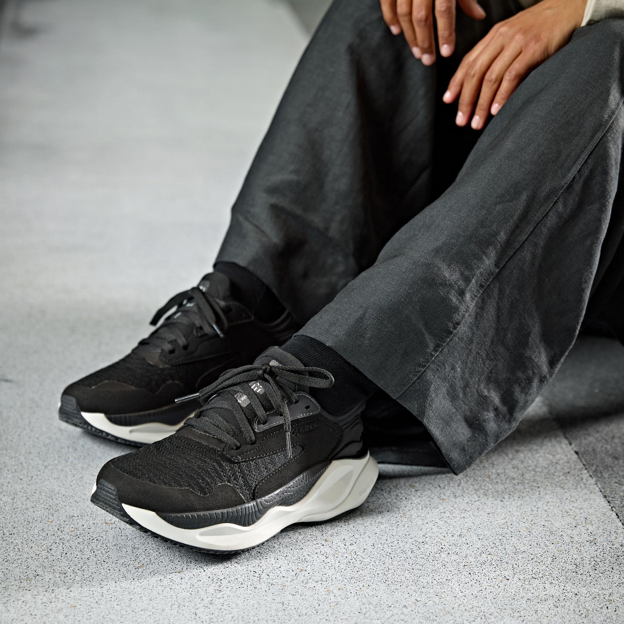 Pace Walk Black/White