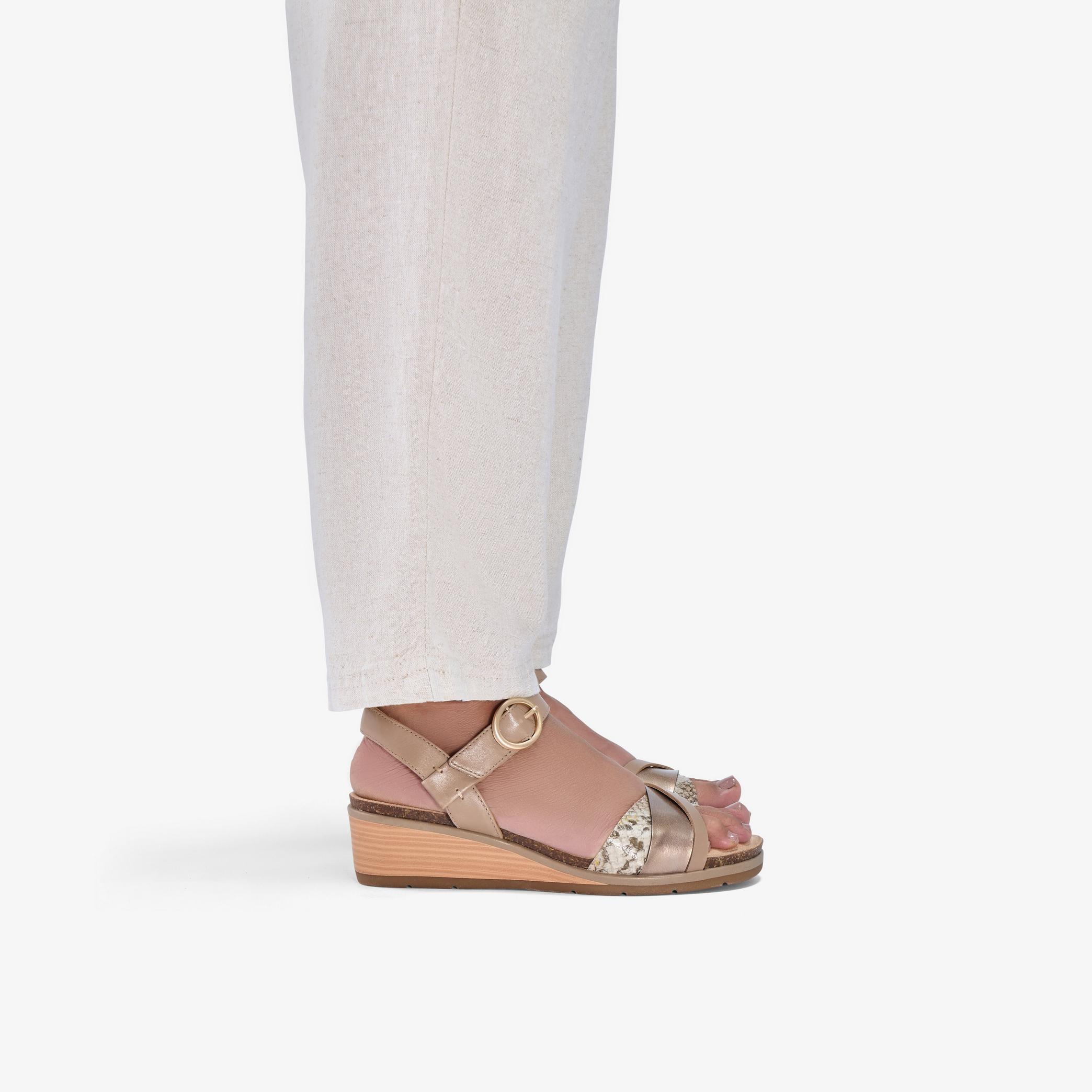 Kacha Twist Taupe Combination Leather