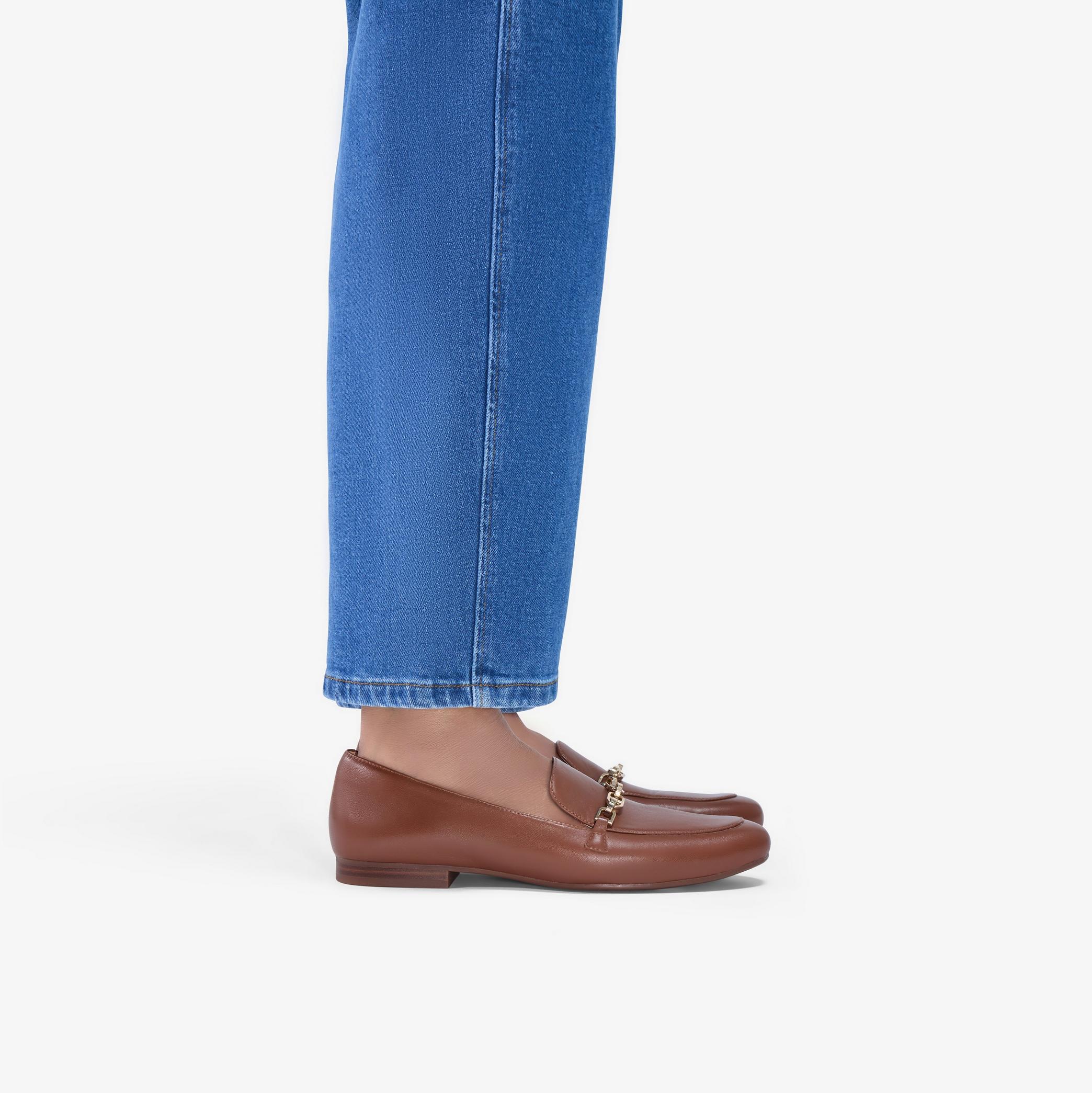 Tamna Iris Tan Leather