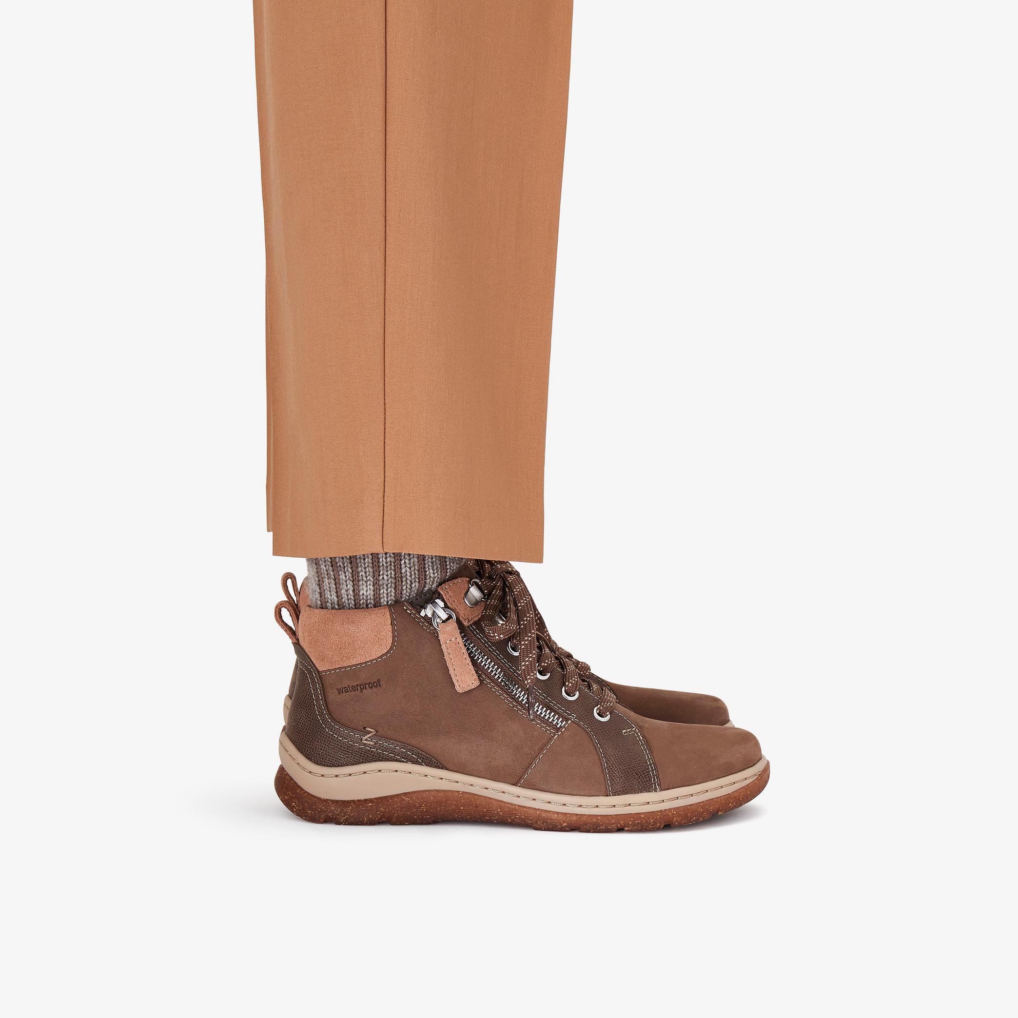 Orlene Top Waterproof Dark Sand Nubuck
