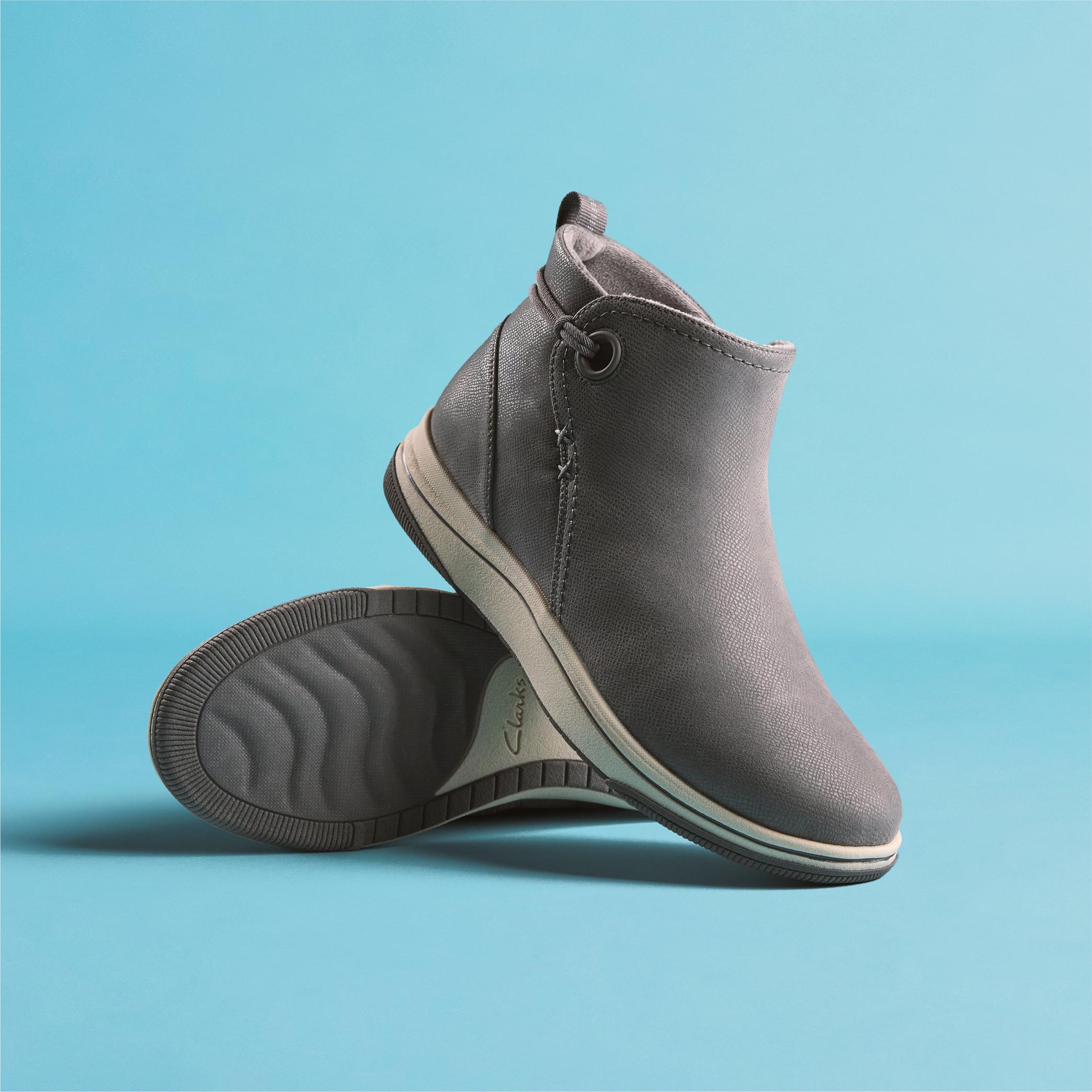 Breeze Derby Dark Grey