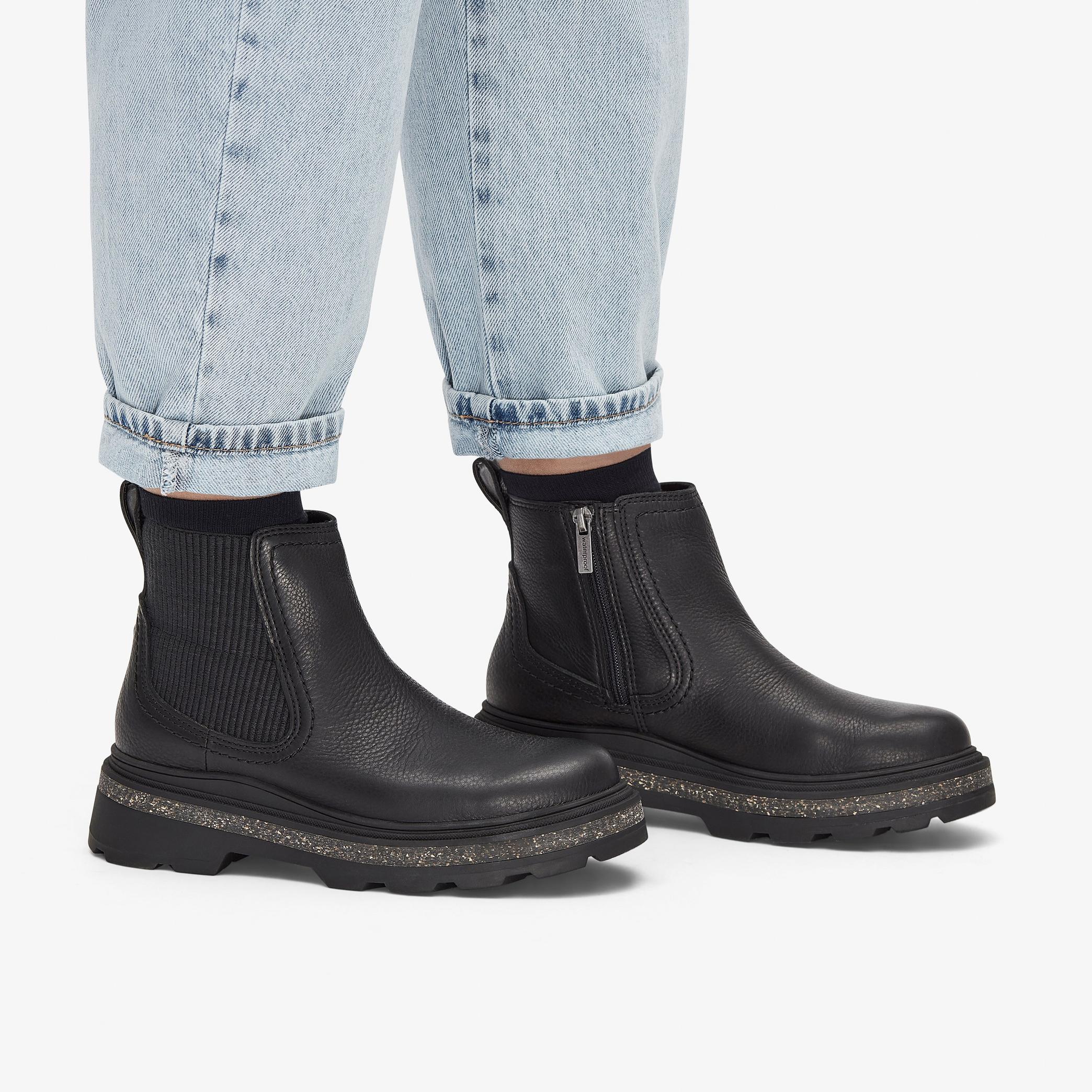 Hencroft Step Waterproof Black Leather