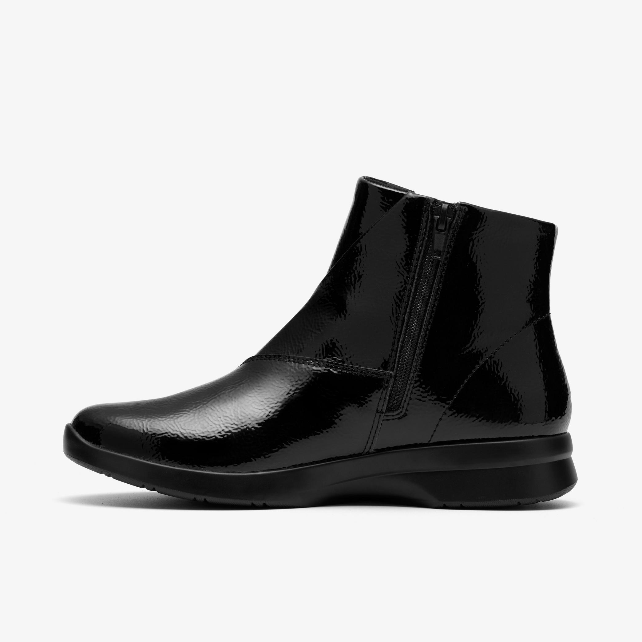 Ellowyn Deva Black Crinkle Patent