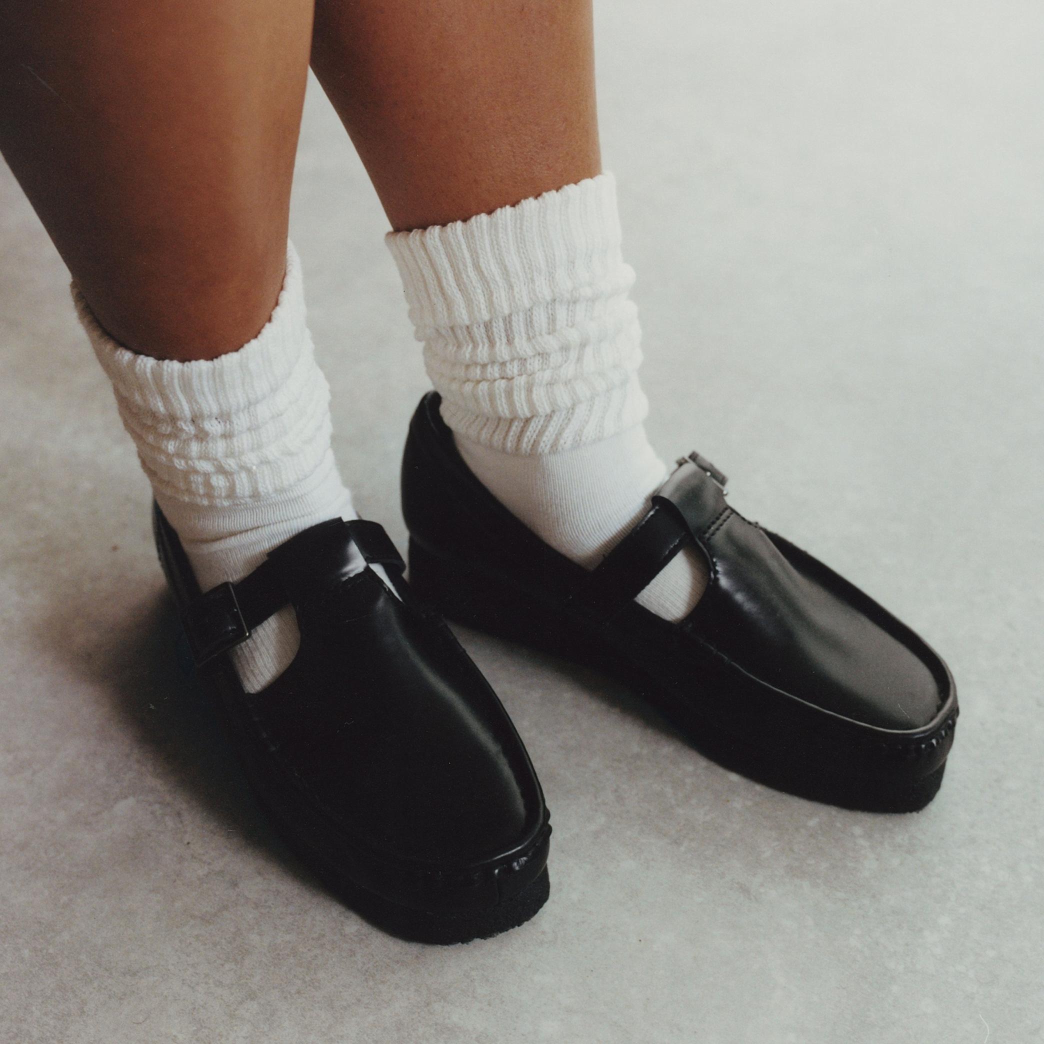 Wallabee T Bar Black Hi Shine Leather
