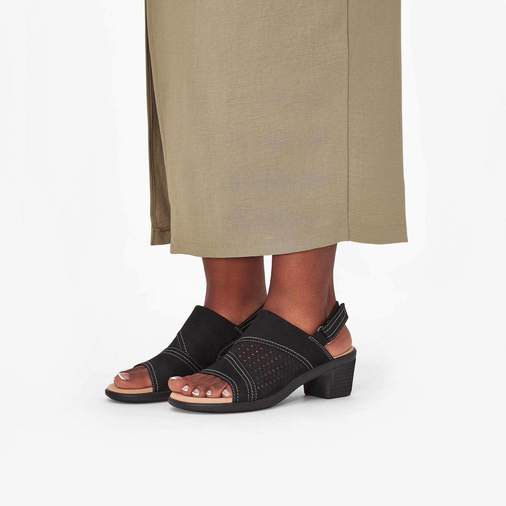 Emily 2 Mist Black Nubuck