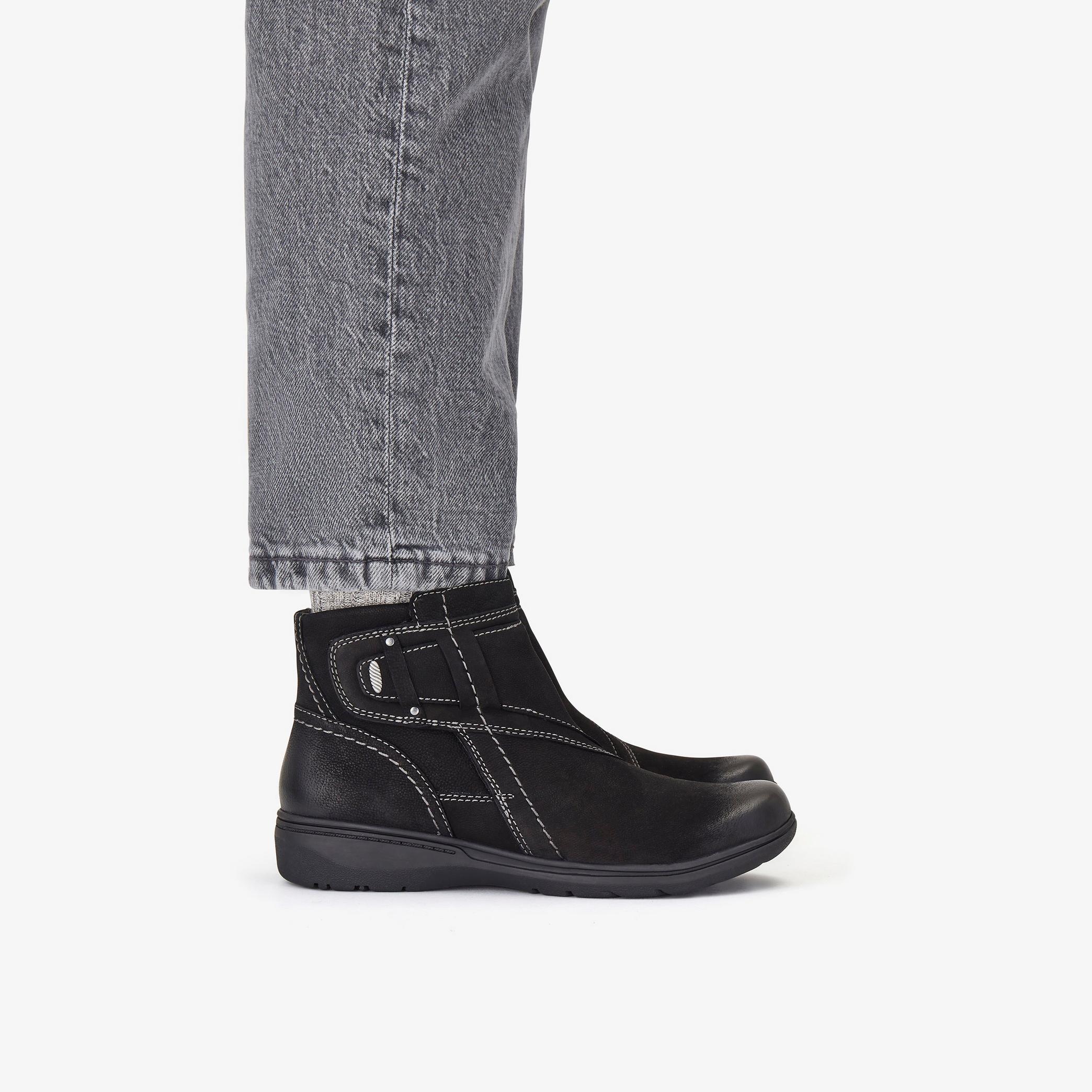 Carleigh Style Black Nubuck
